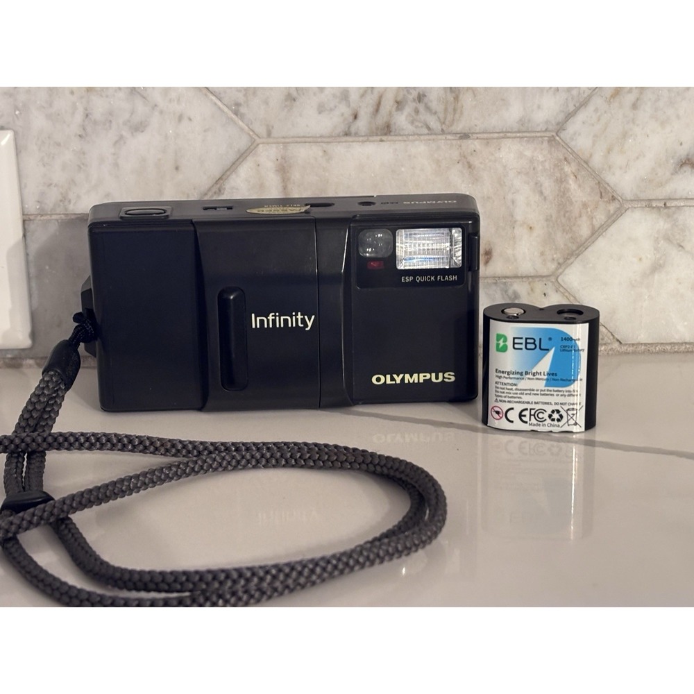 Olympus Infinity AF-1 with Zuiko 35mm 2.8 Lens Film Camera w/ Battery Tested EUC